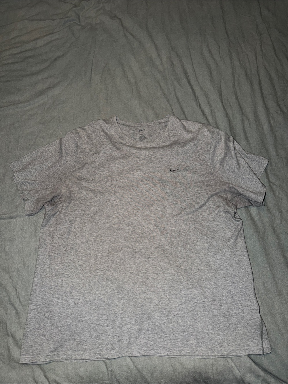 Mens Nike Dri Fit Gray Short Sleeve Crew T-Shirt with Small Swoosh